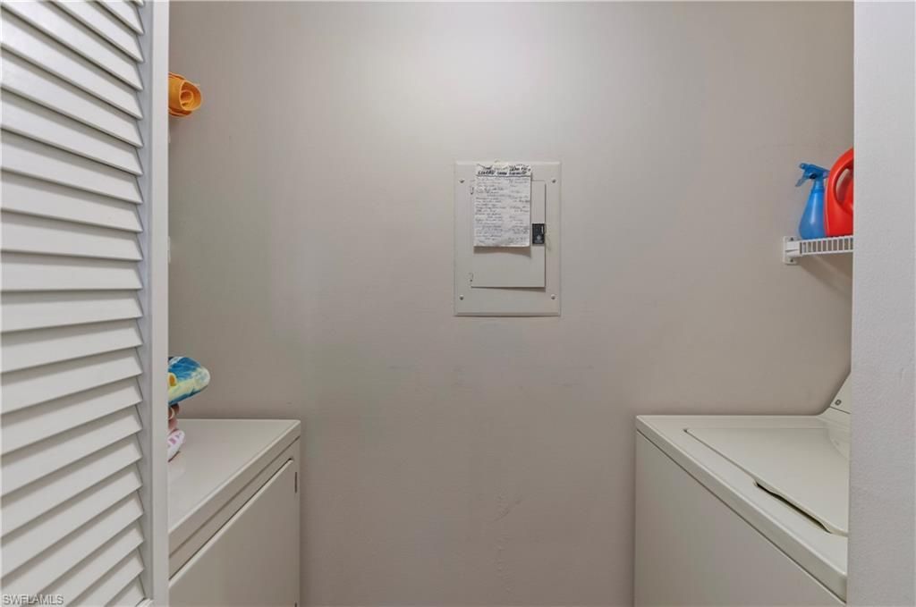 29 High Point Cir E, Unit 503, Naples, FL 34103 Photo