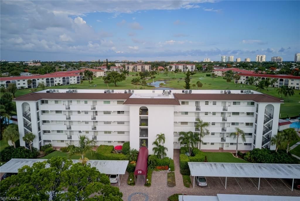 29 High Point Cir E, Unit 503, Naples, FL 34103 Photo