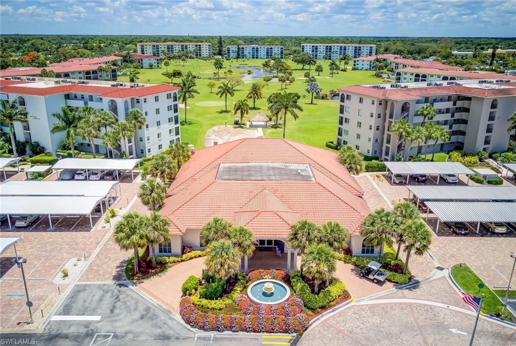 29 High Point Cir E, Unit 503, Naples, FL 34103 Photo