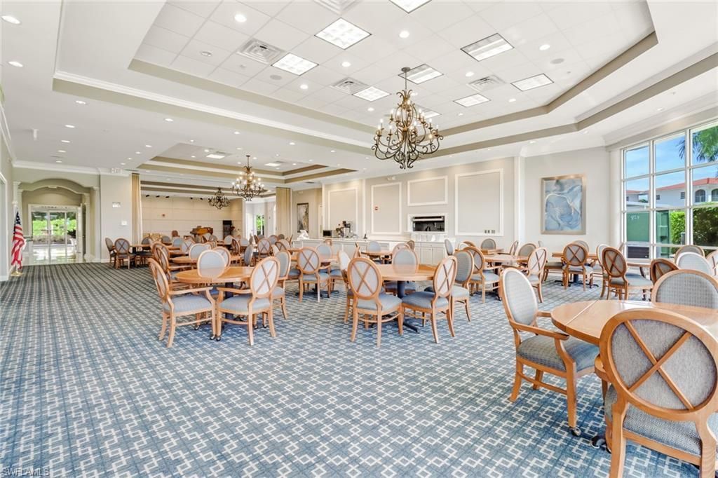 29 High Point Cir E, Unit 503, Naples, FL 34103 Photo