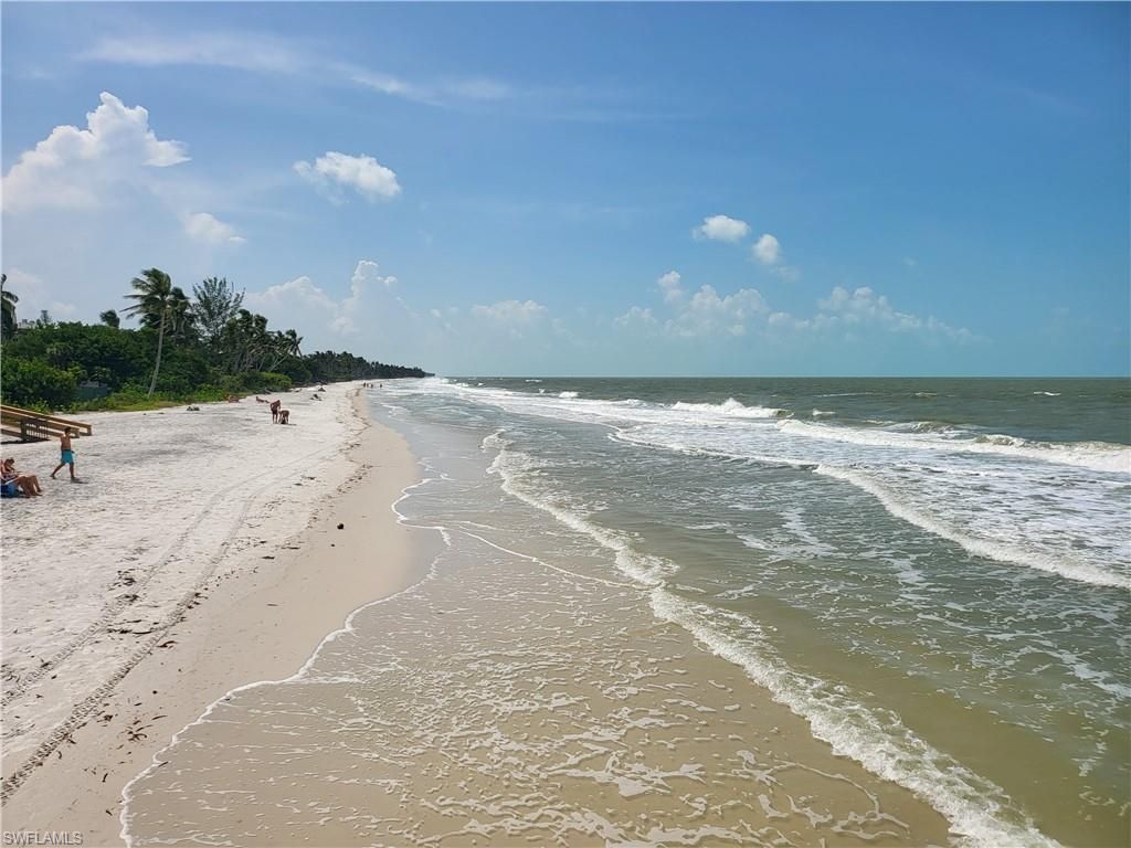 29 High Point Cir E, Unit 503, Naples, FL 34103 Photo