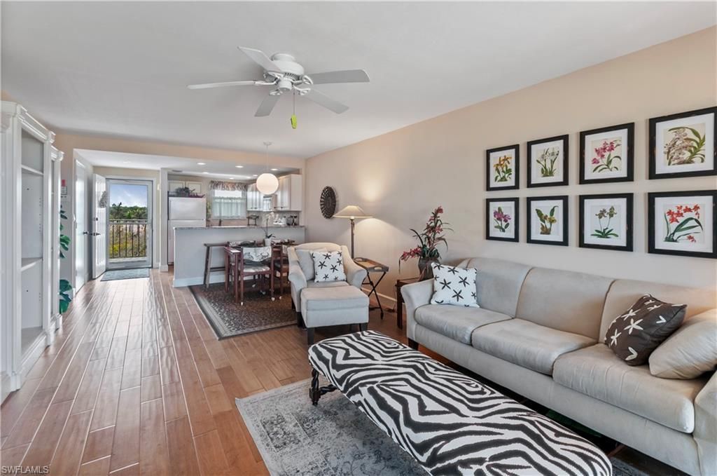 29 High Point Cir E, Unit 503, Naples, FL 34103 Photo