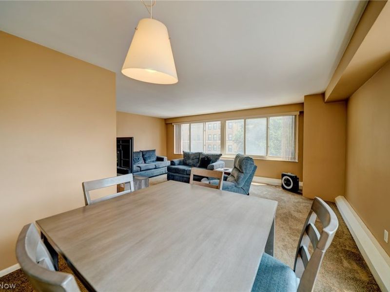 12520 Edgewater Drive, Unit 210, Lakewood, OH 44107 Photo 8