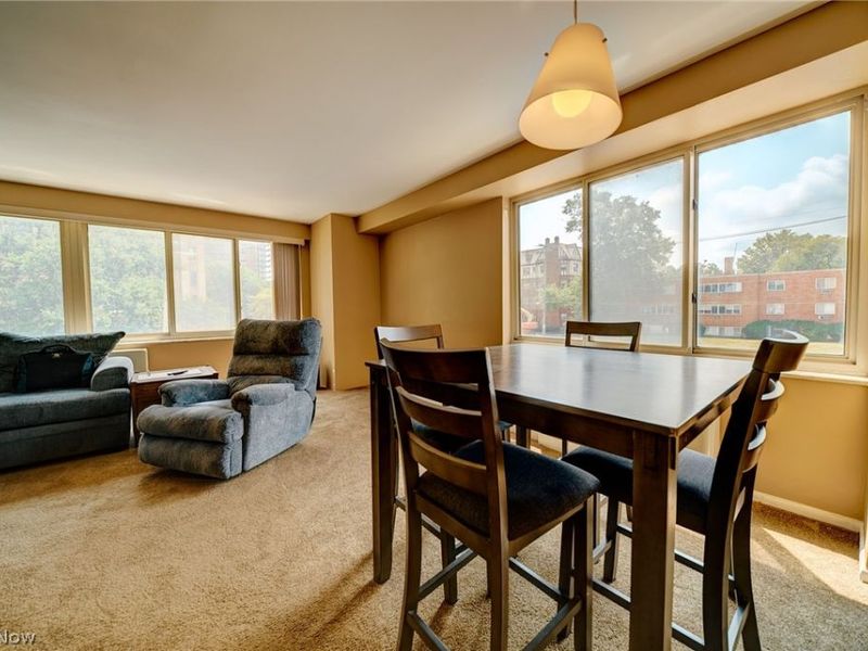 12520 Edgewater Drive, Unit 210, Lakewood, OH 44107 Photo 9