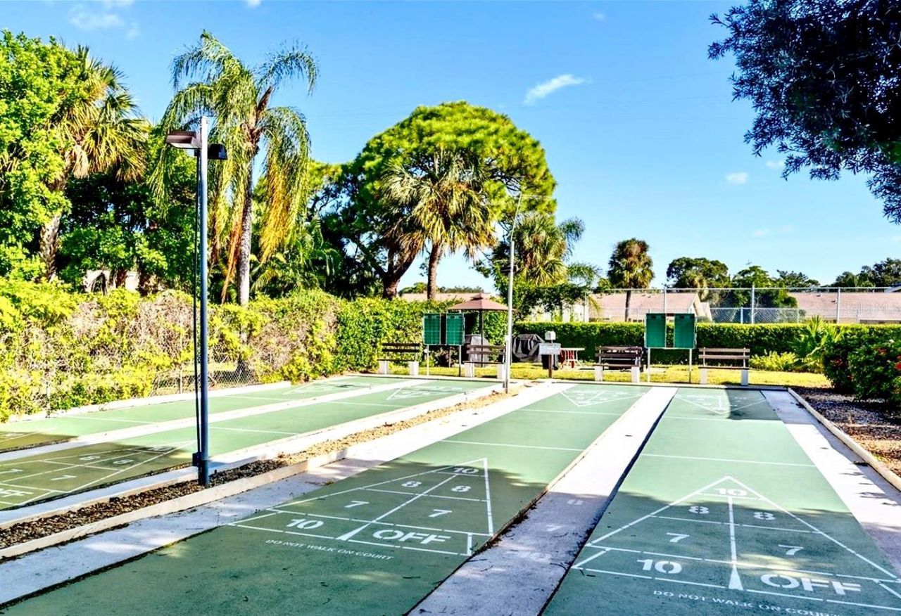 390 301 Boulevard W, Unit 1B, Bradenton, FL 34205 Photo
