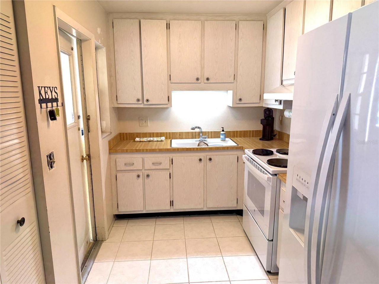 390 301 Boulevard W, Unit 1B, Bradenton, FL 34205 Photo