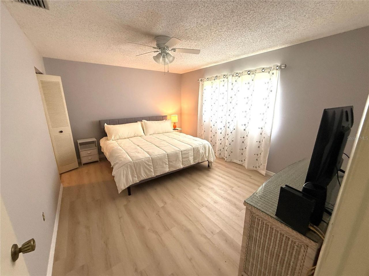 390 301 Boulevard W, Unit 1B, Bradenton, FL 34205 Photo