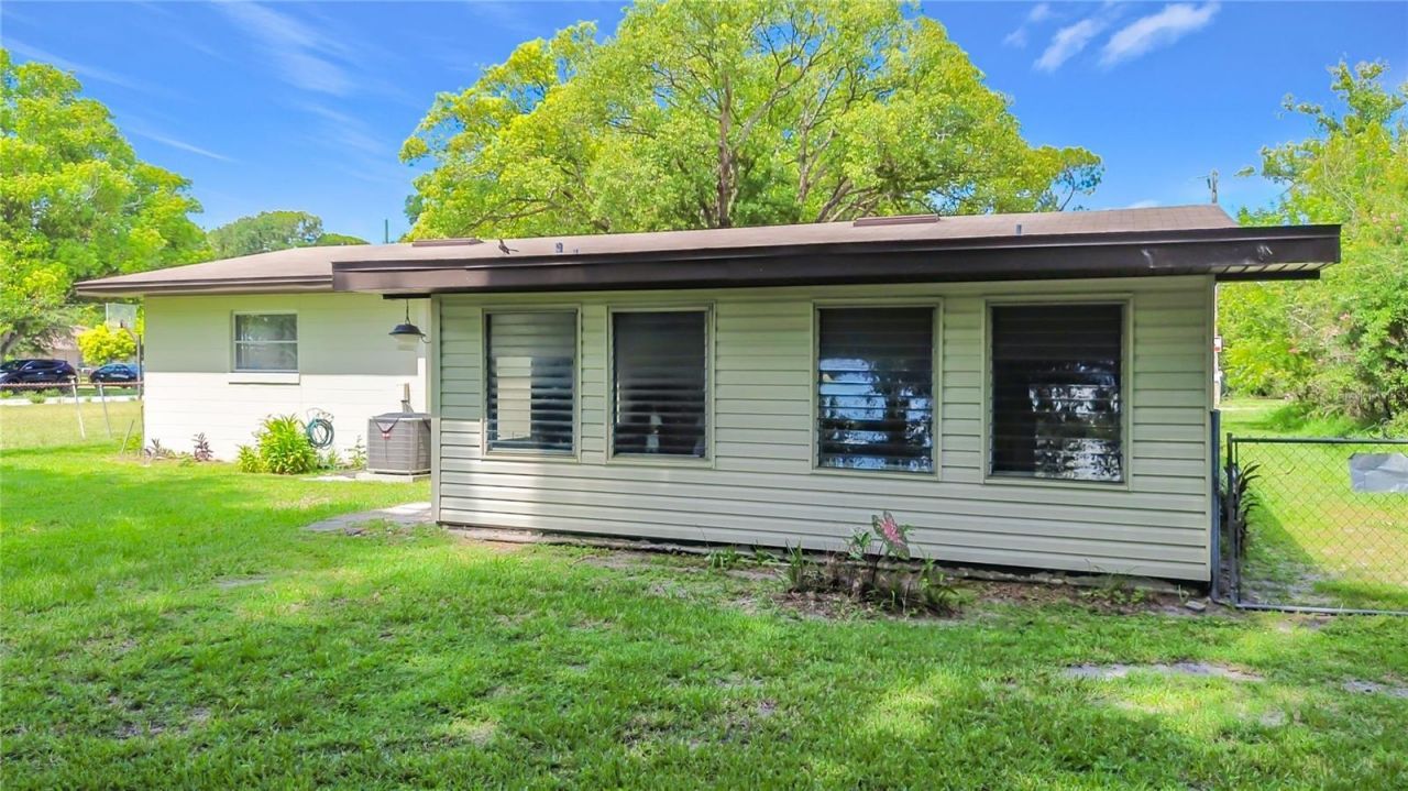 220 Pinehurst Dr , Auburndale, FL 33823 Photo