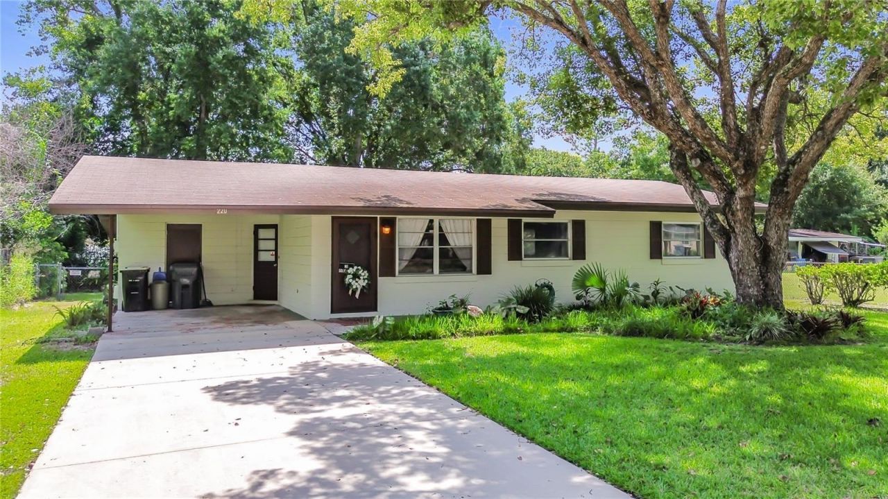 220 Pinehurst Dr , Auburndale, FL 33823 Photo