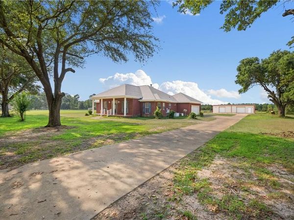 14155 Ryals Road, Wilmer, AL 36587