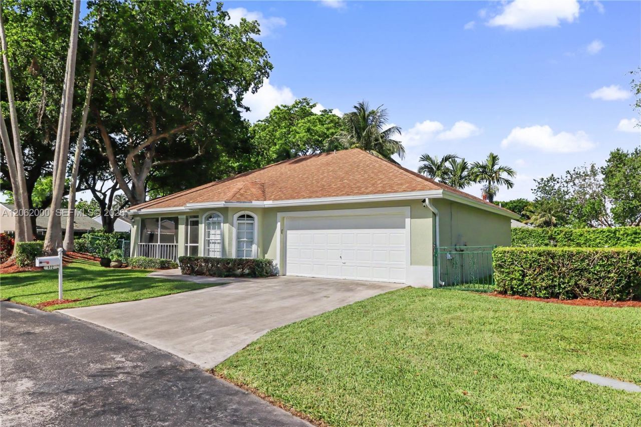 572 SE 18th Dr , Homestead, FL 33033 Photo