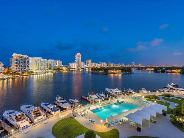 900 Bay Dr , Unit 702/704, Miami Beach, FL 33141