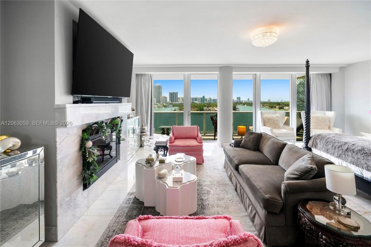 900 Bay Dr, Unit 702/704, Miami Beach, FL 33141 Photo