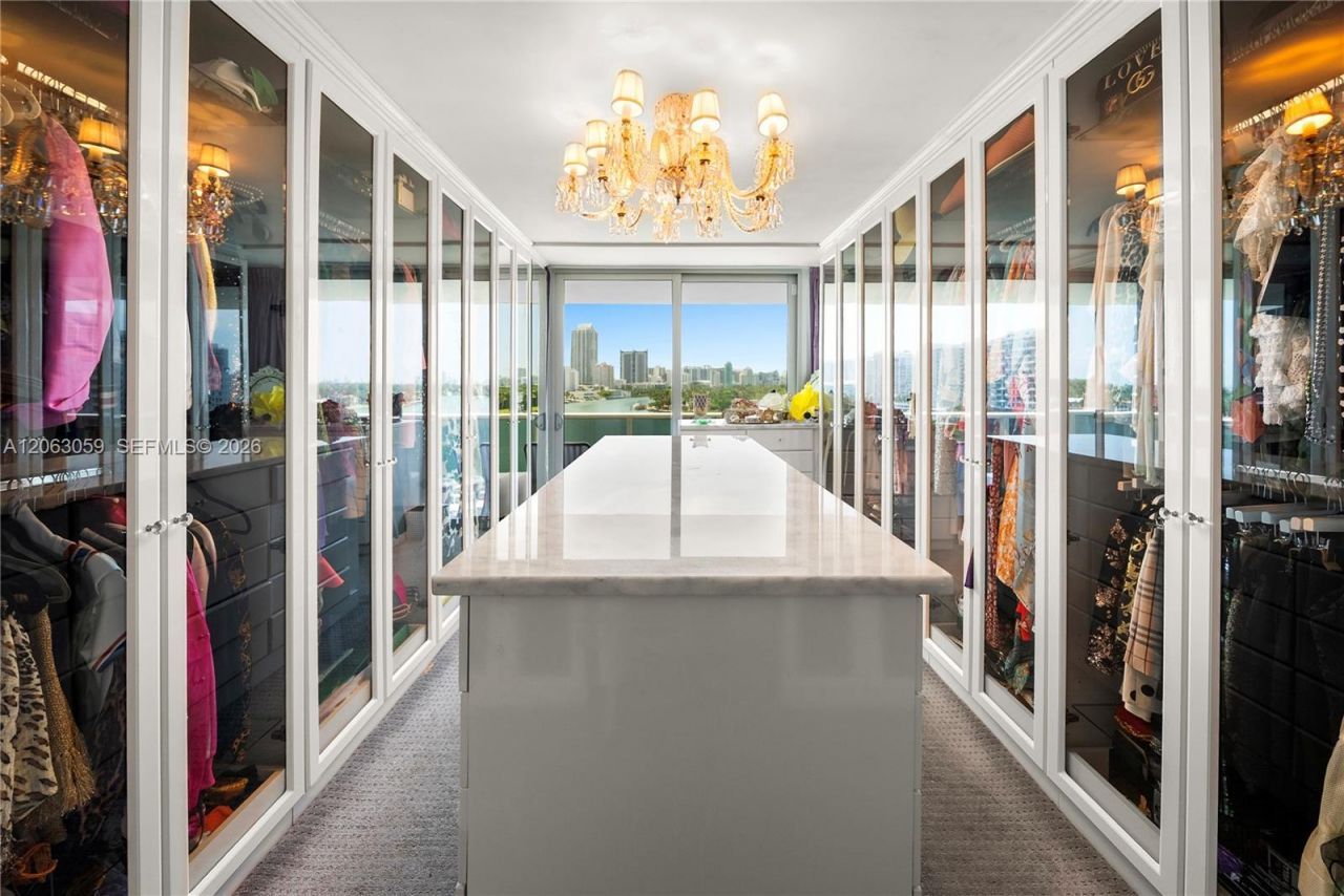900 Bay Dr, Unit 702/704, Miami Beach, FL 33141 Photo