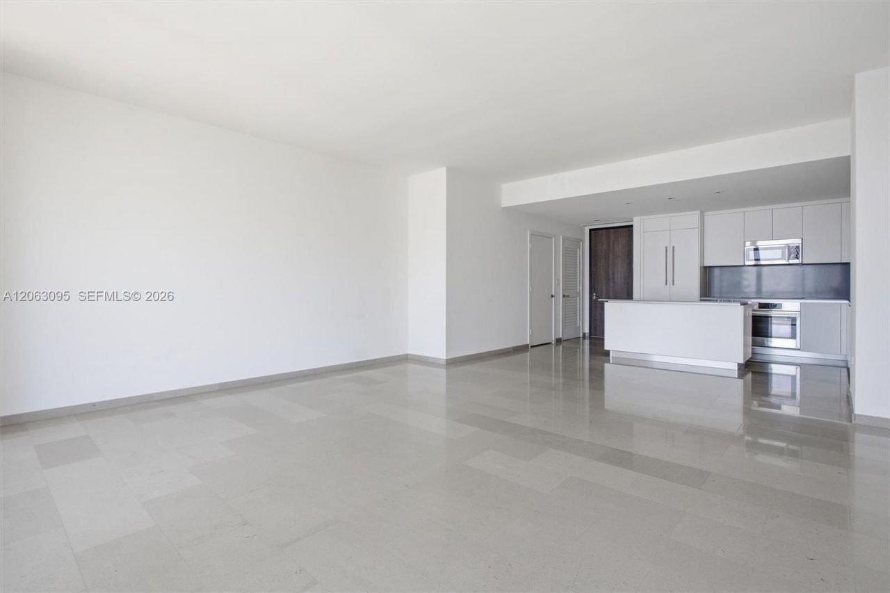 88 SW 7th St , Unit 2307, Miami, FL 33130 Photo