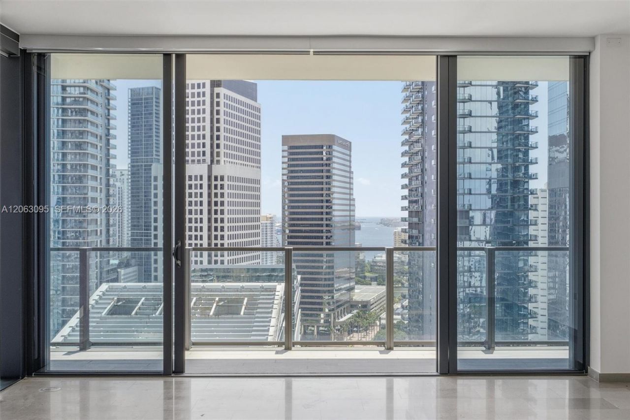 88 SW 7th St , Unit 2307, Miami, FL 33130 Photo