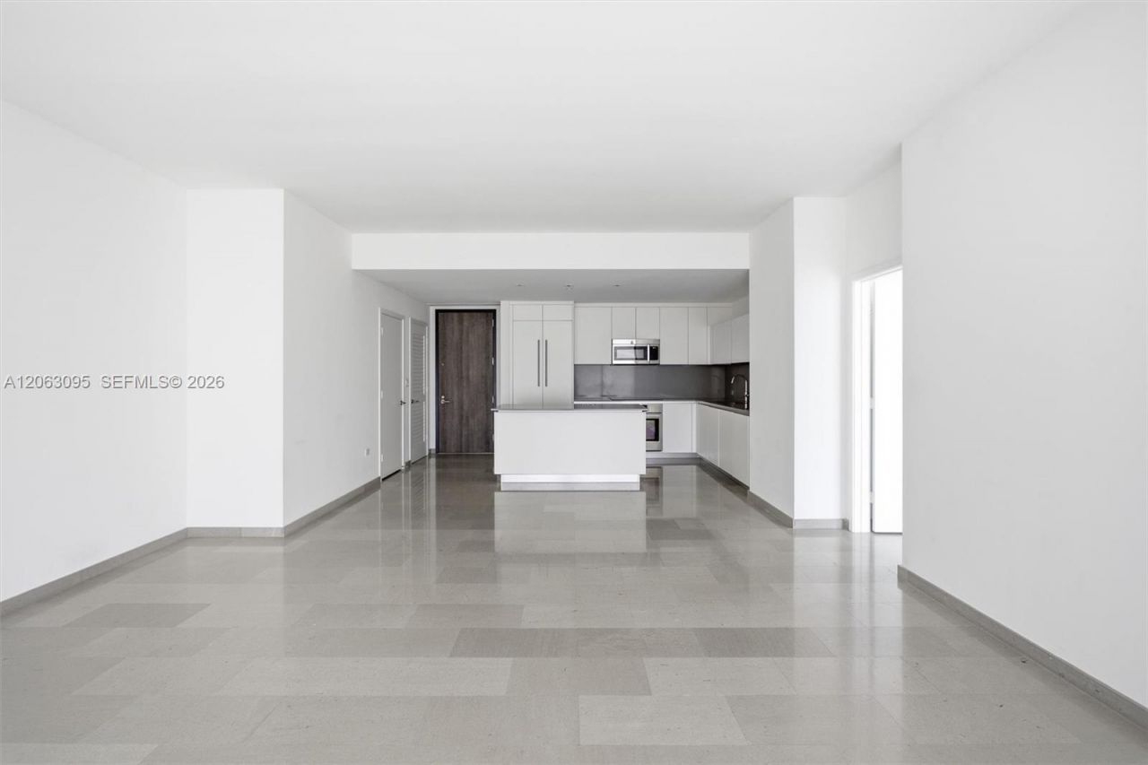 88 SW 7th St , Unit 2307, Miami, FL 33130 Photo