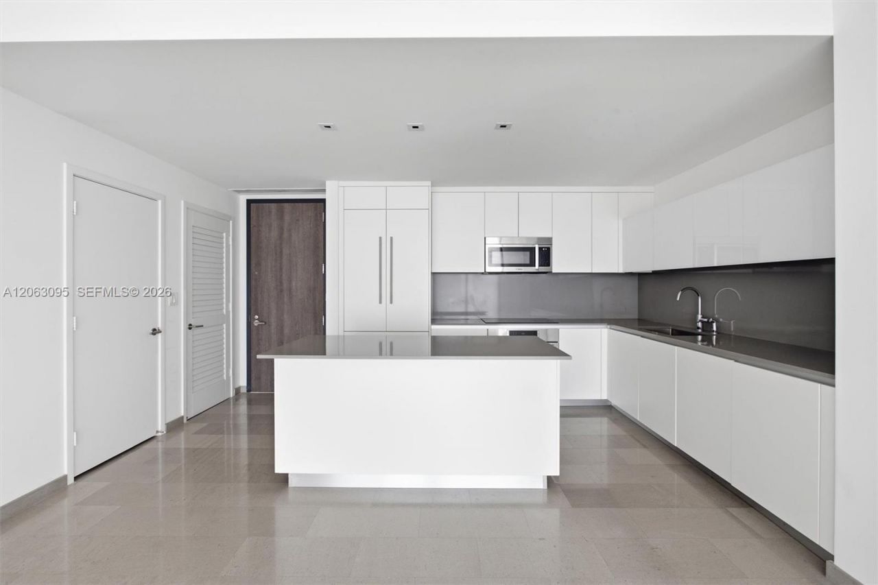 88 SW 7th St , Unit 2307, Miami, FL 33130 Photo