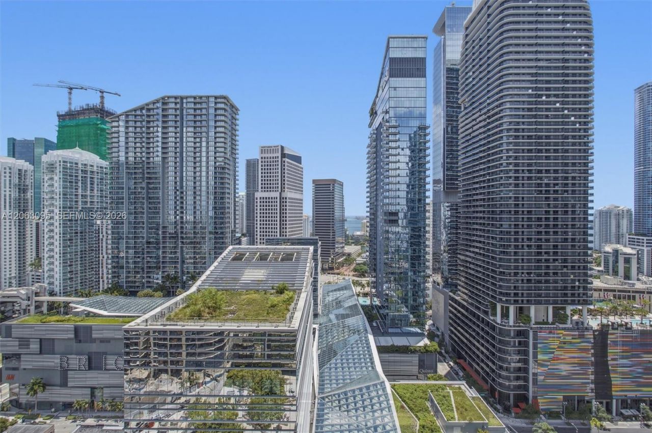 88 SW 7th St , Unit 2307, Miami, FL 33130 Photo