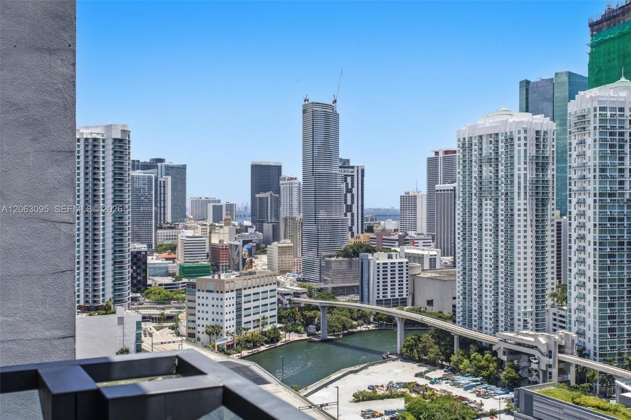 88 SW 7th St , Unit 2307, Miami, FL 33130 Photo