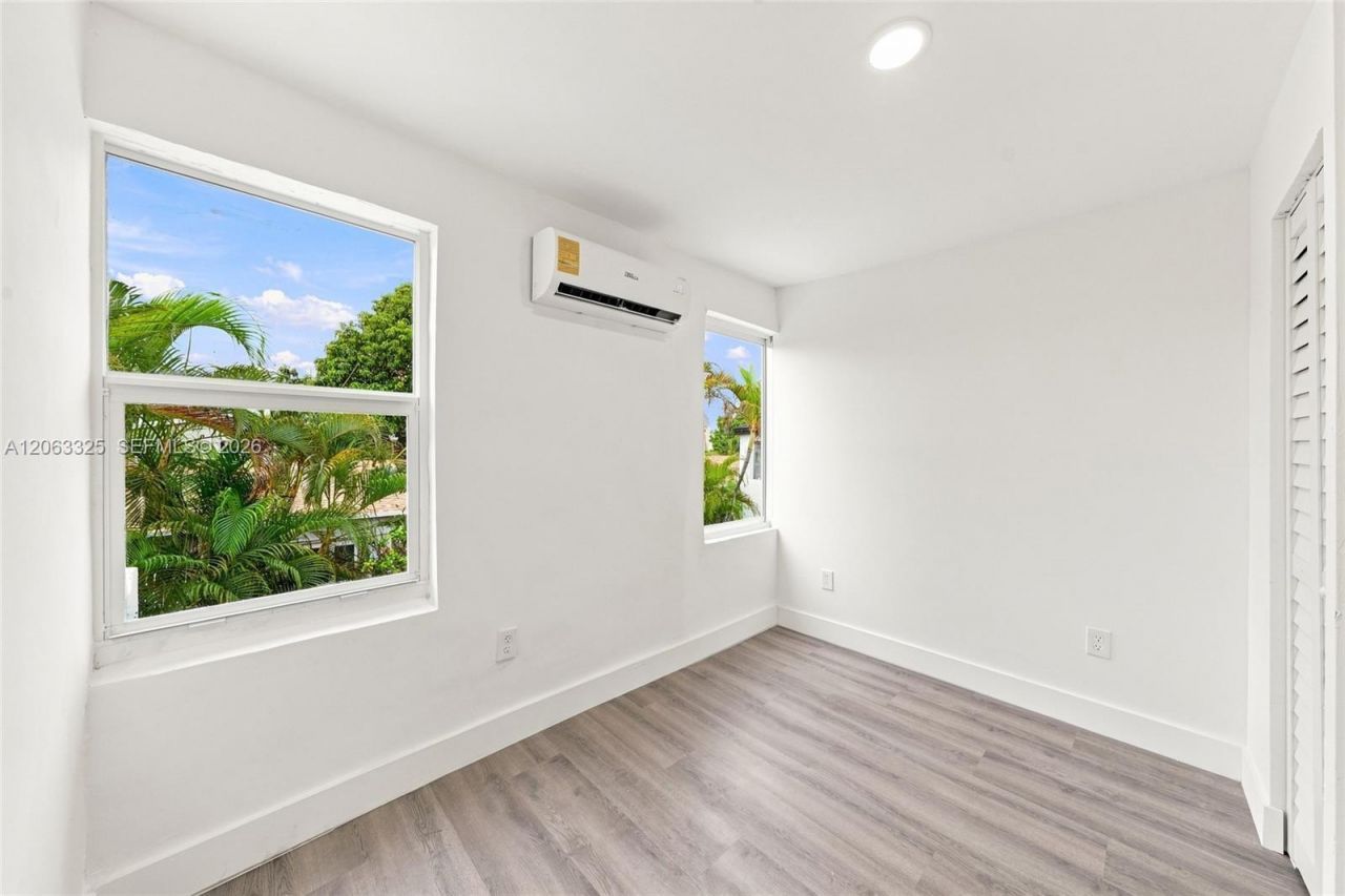 128 NW 9th Ave, Unit 2, Miami, FL 33128 Photo