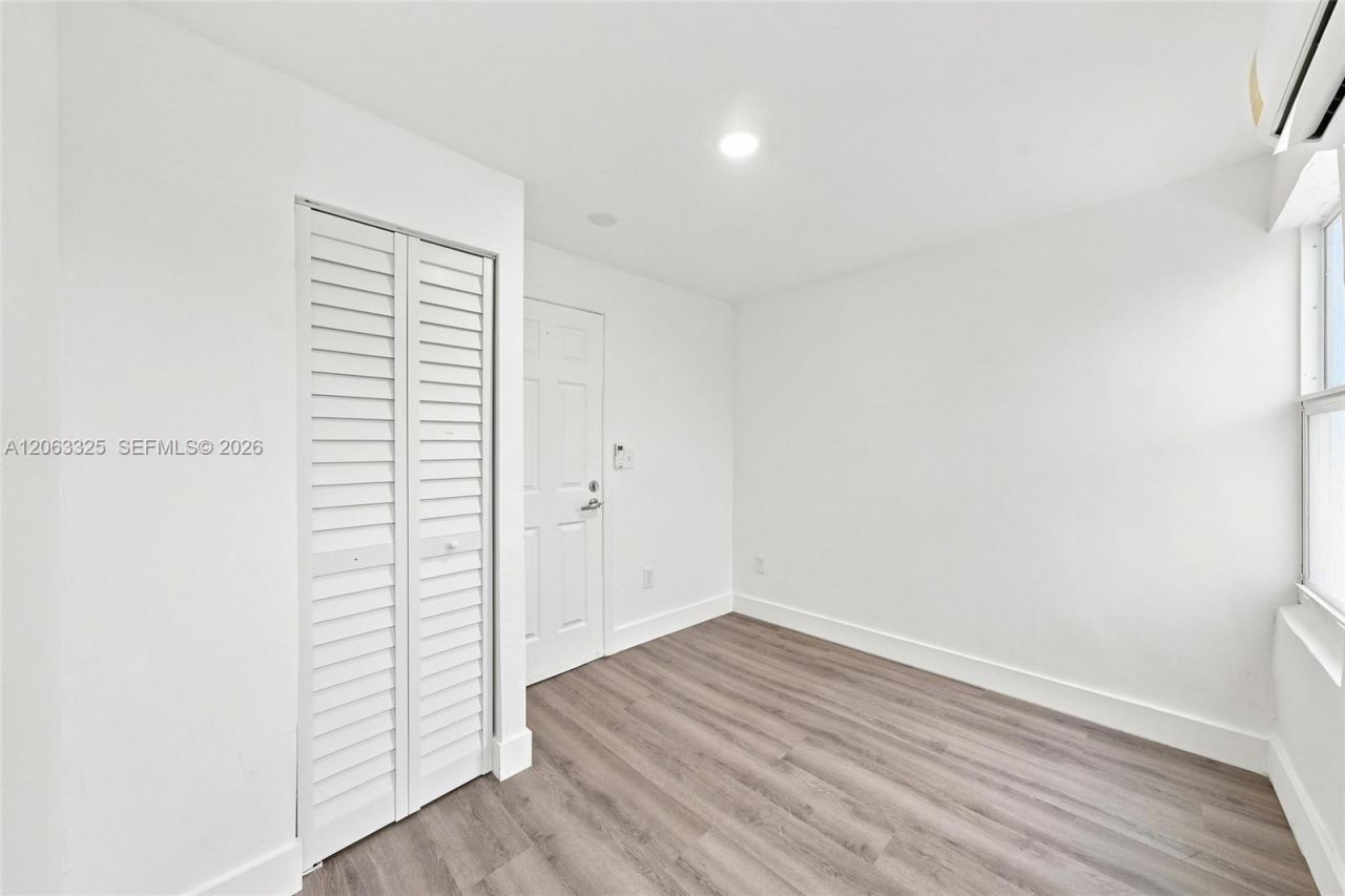 128 NW 9th Ave, Unit 2, Miami, FL 33128 Photo