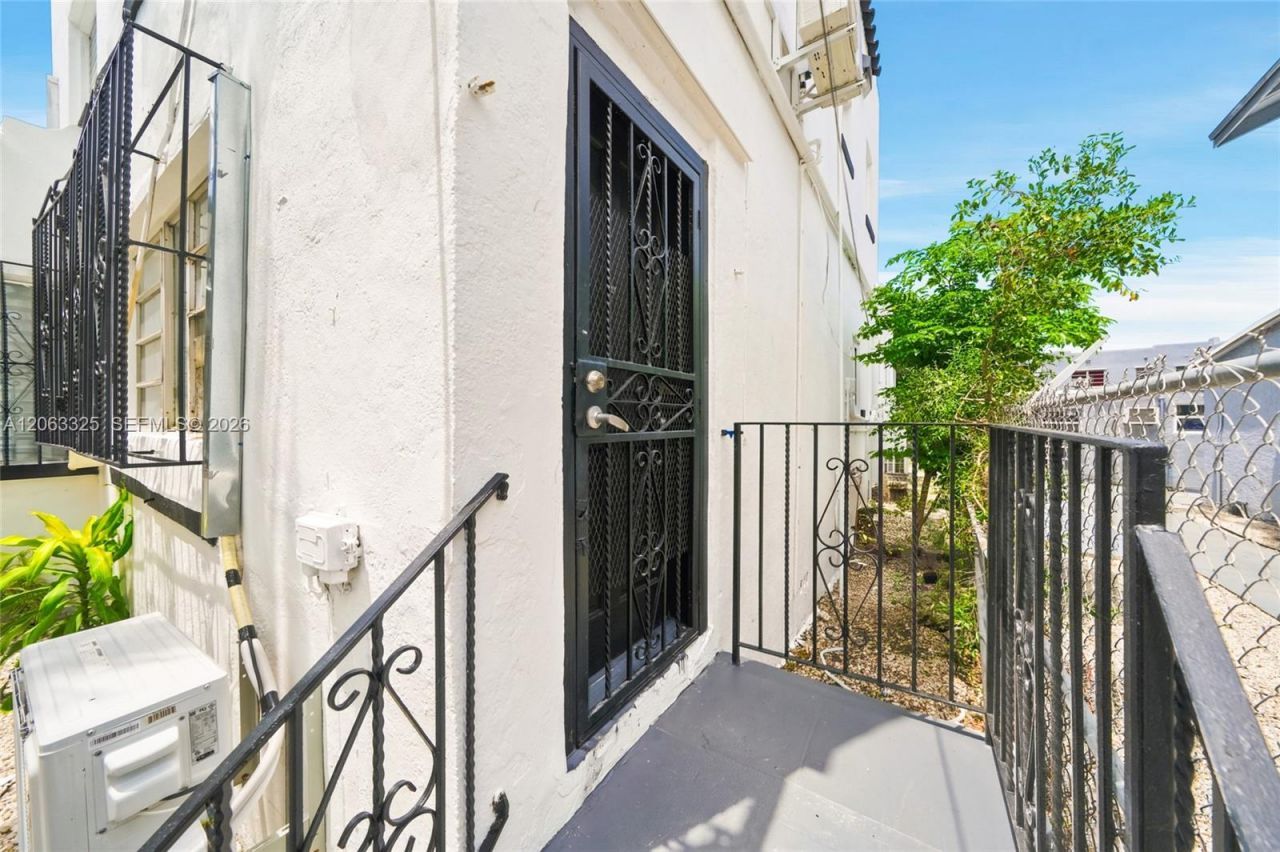 128 NW 9th Ave, Unit 2, Miami, FL 33128 Photo