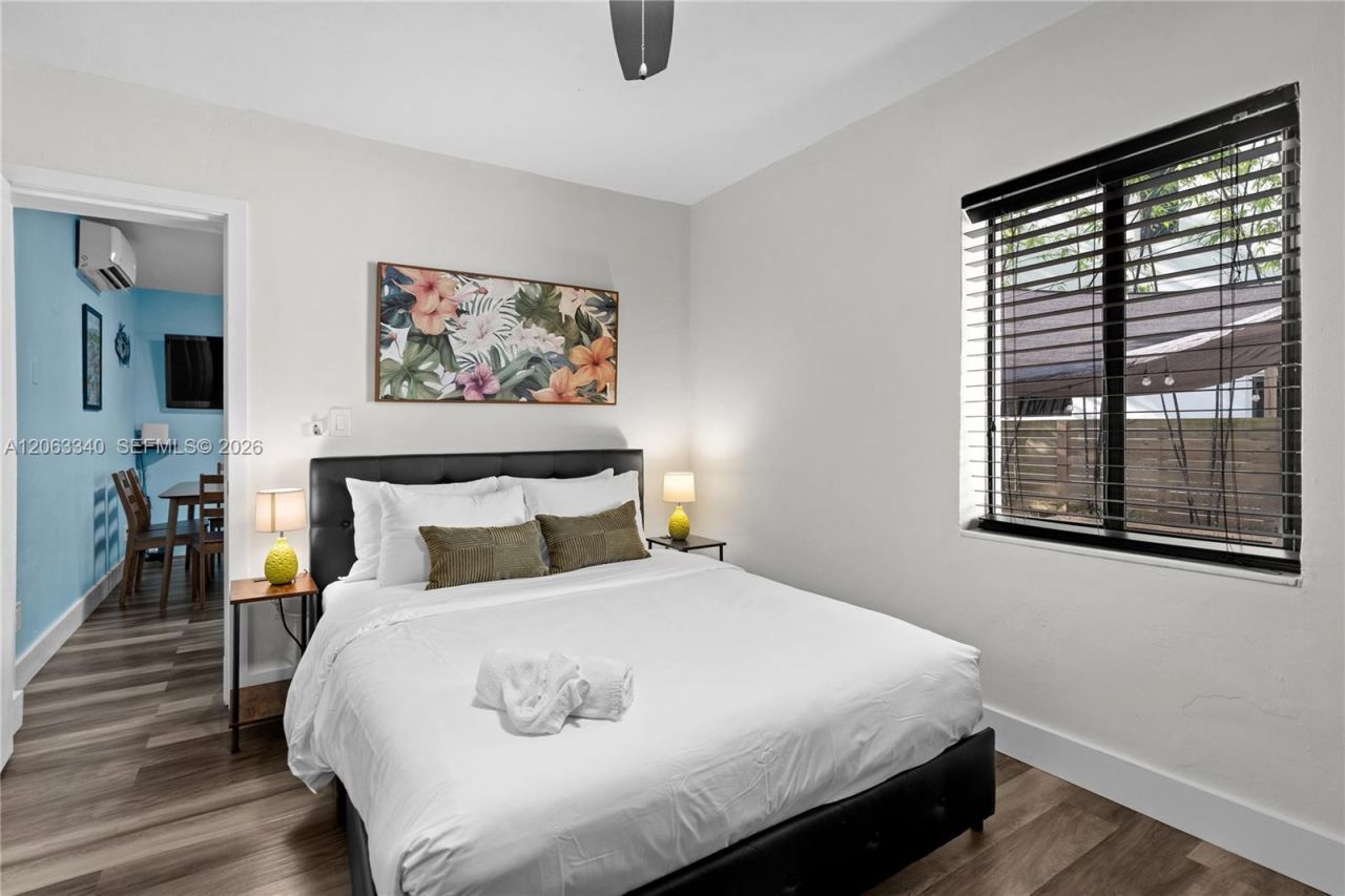 3134 Carter St, Unit 1, Miami, FL 33133 Photo