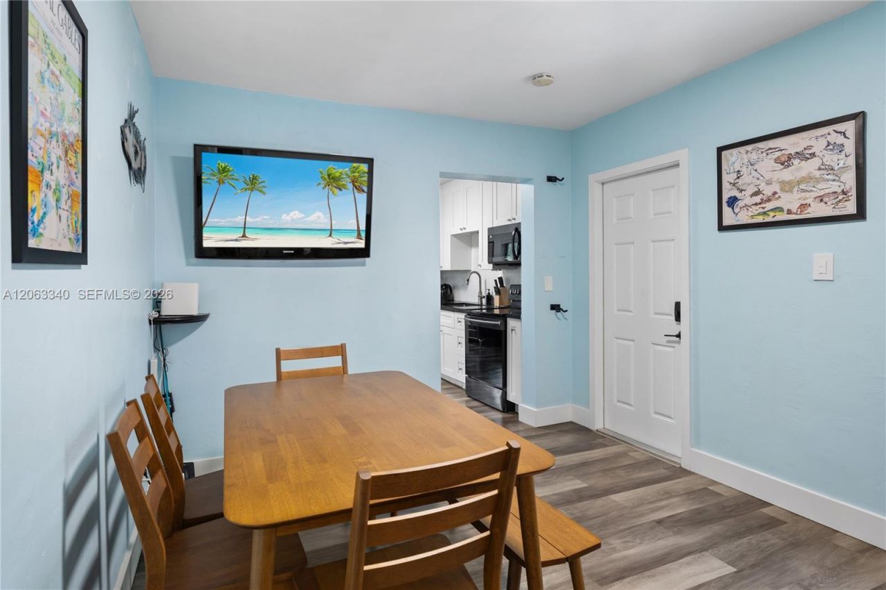 3134 Carter St, Unit 1, Miami, FL 33133 Photo