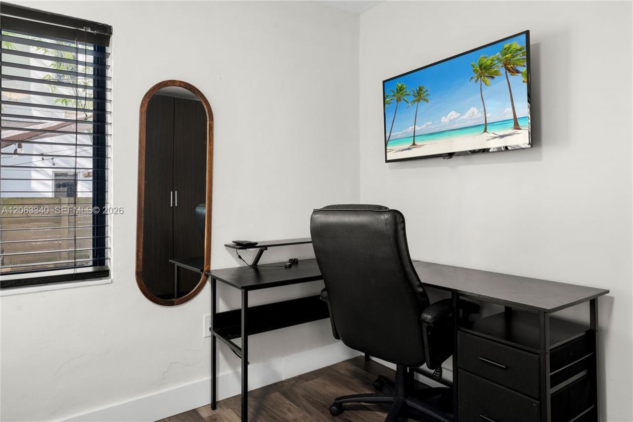 3134 Carter St, Unit 1, Miami, FL 33133 Photo
