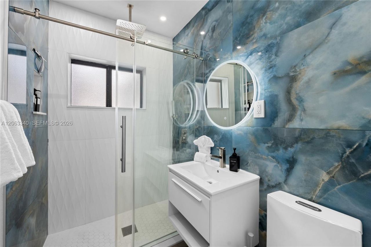 3134 Carter St, Unit 1, Miami, FL 33133 Photo