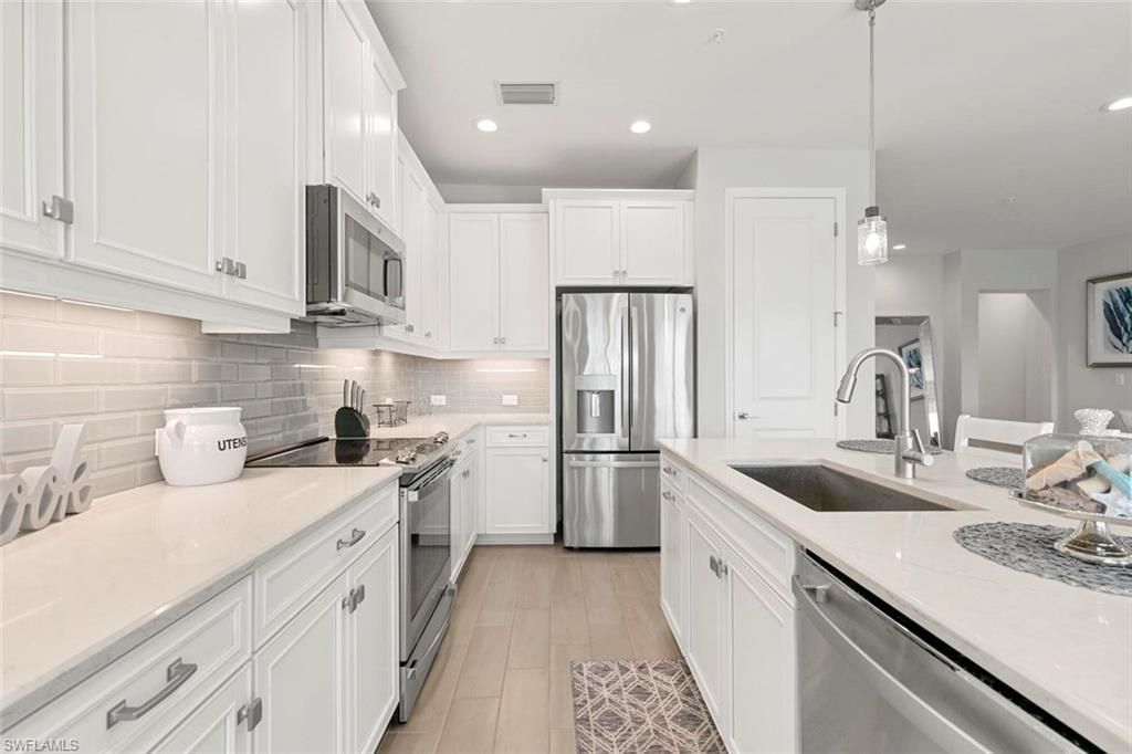 2549 Seychelles Dr, Unit 507, Naples, FL 34112 Photo