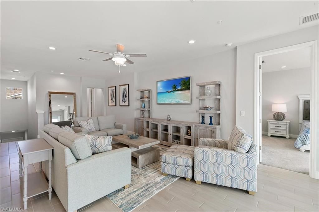 2549 Seychelles Dr, Unit 507, Naples, FL 34112 Photo