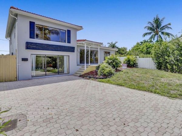 1425 NE 4TH Court, Boca Raton, FL 33432