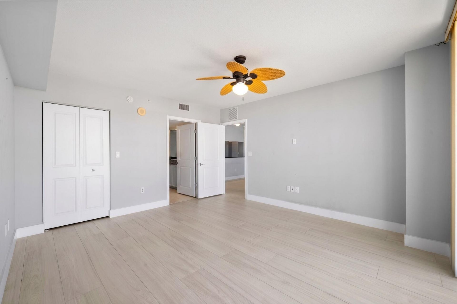 610 W Las Olas Boulevard, Unit 1016N, Fort Lauderdale, FL 33312 Photo