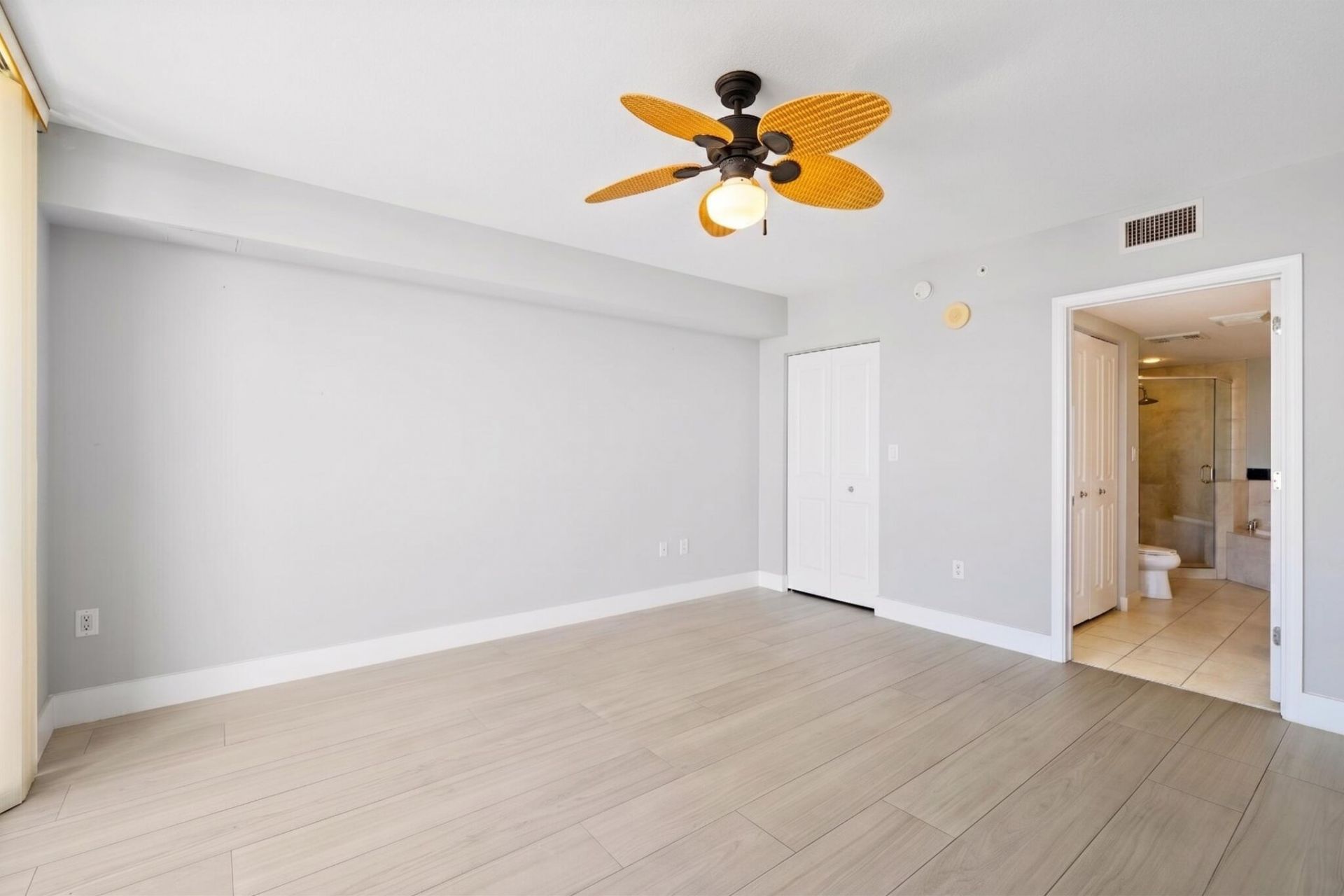 610 W Las Olas Boulevard, Unit 1016N, Fort Lauderdale, FL 33312 Photo