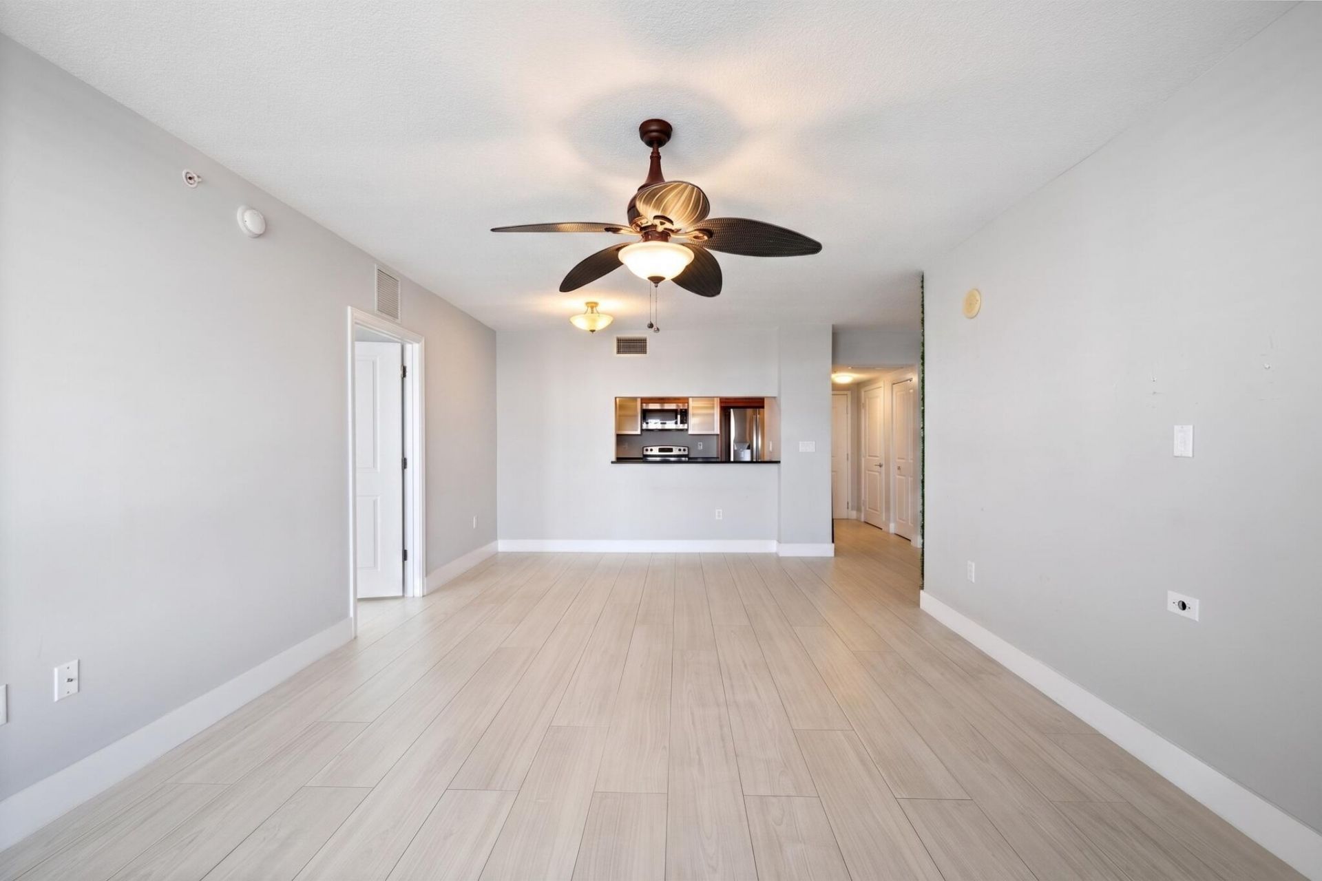 610 W Las Olas Boulevard, Unit 1016N, Fort Lauderdale, FL 33312 Photo