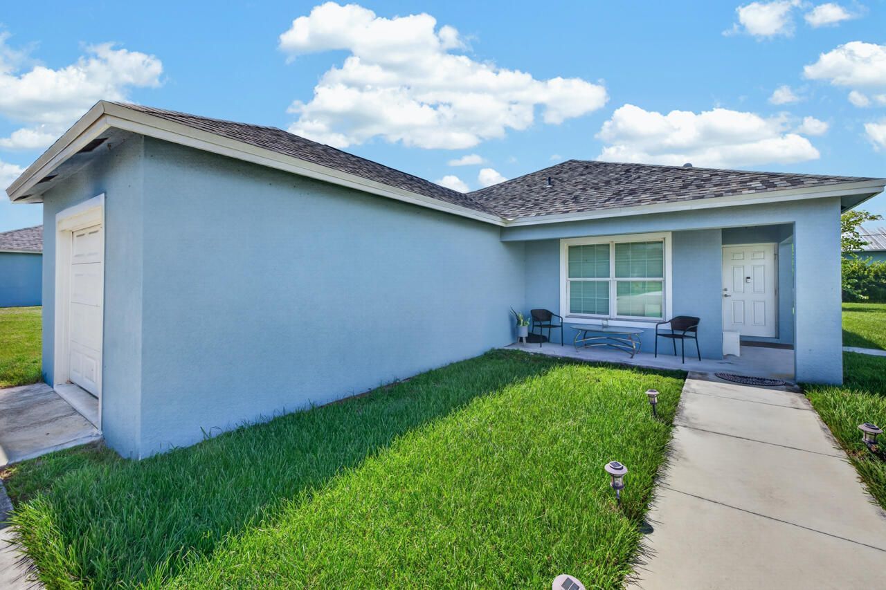 1962 SE Gena Road, Port Saint Lucie, FL 34952 Photo