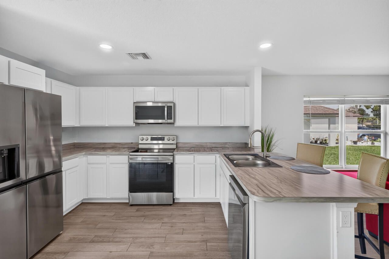 1962 SE Gena Road, Port Saint Lucie, FL 34952 Photo