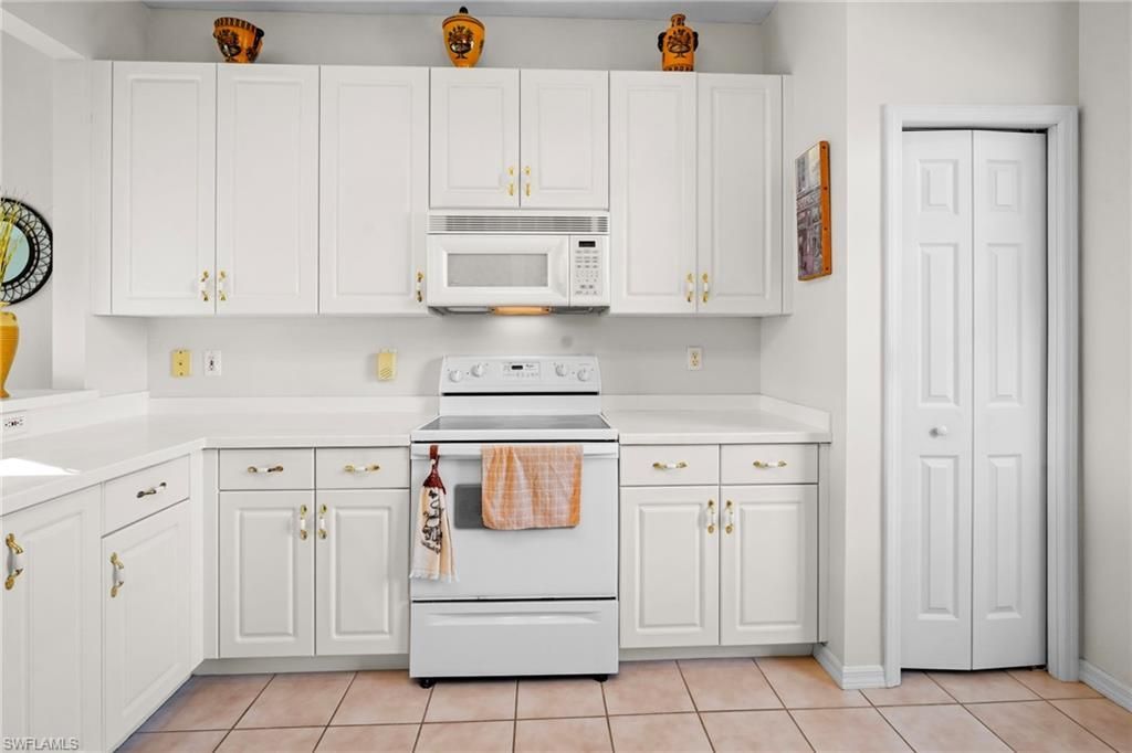11227 Lakeland Cir , Fort Myers, FL 33913 Photo