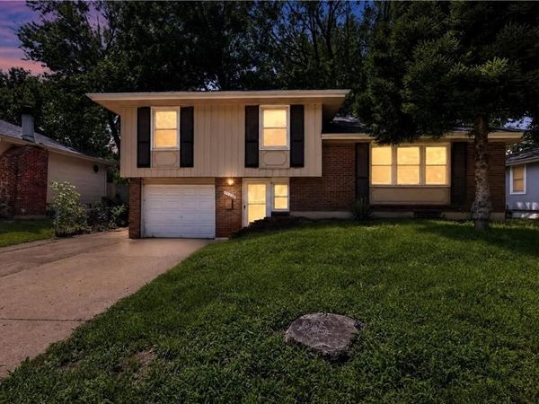 11718 Fuller Avenue, Kansas City, MO 64134