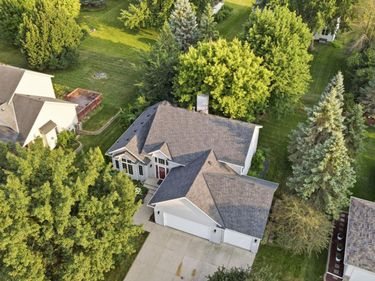 1688 Wedgewood Drive NE, Owatonna, MN 55060