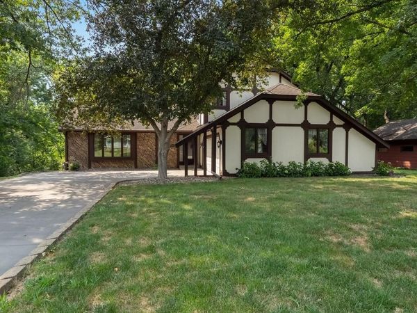 4563 Ches Mar Drive , Eagan, MN 55123