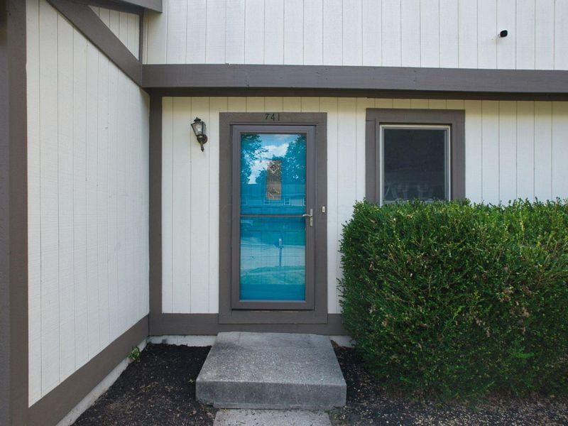 741 Mcdonell Place , Gahanna, OH 43230 Photo 4