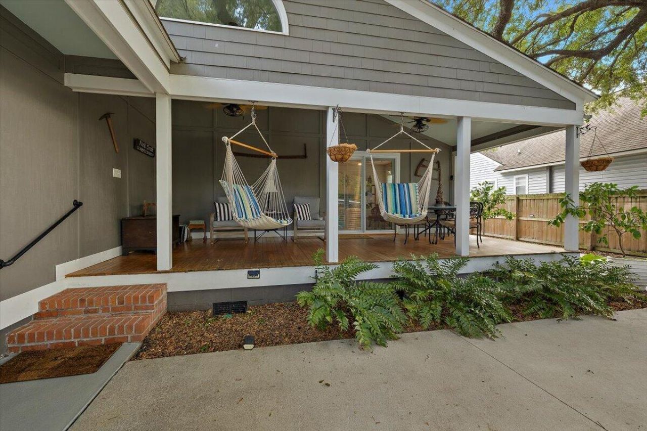 1126 North Boulevard Photo 29