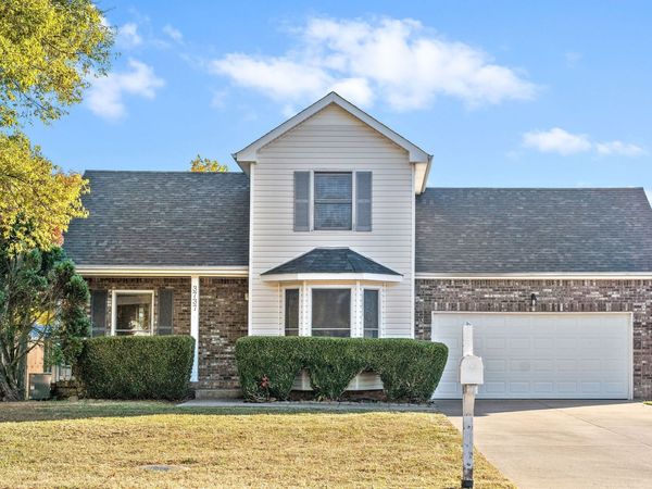 3737 Heather Dr , Clarksville, TN 37042