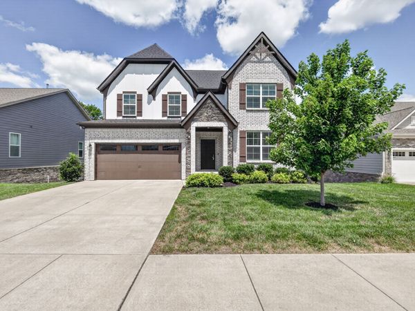 2020 Hedgelawn Dr , Lebanon, TN 37090