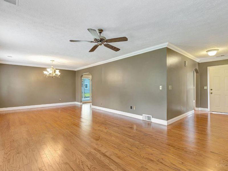 6216 Vineyard Trace, Amelia, OH 45102 Photo 12