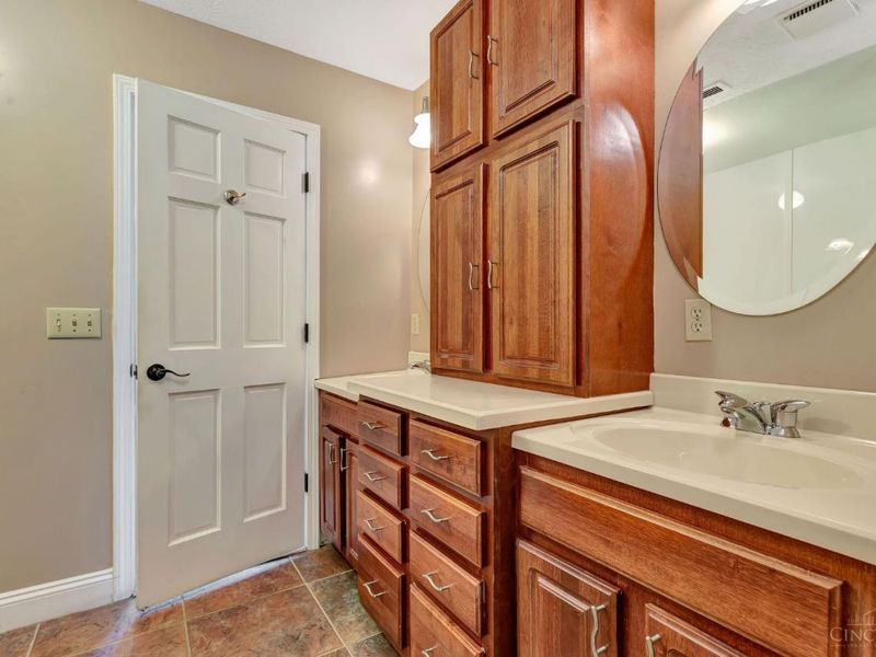 6216 Vineyard Trace, Amelia, OH 45102 Photo 15