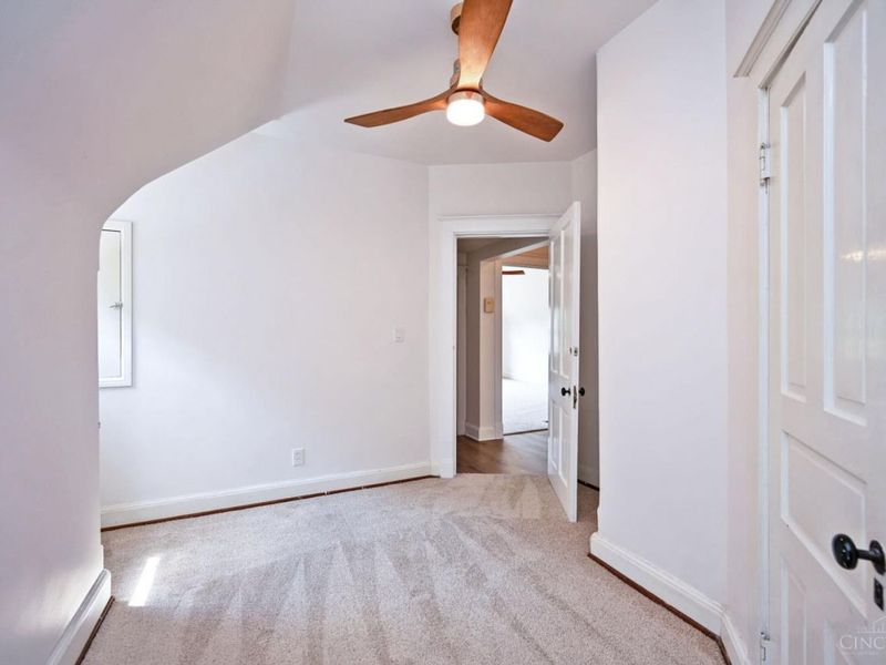 236 Loraine Avenue, Cincinnati, OH 45220 Photo 43